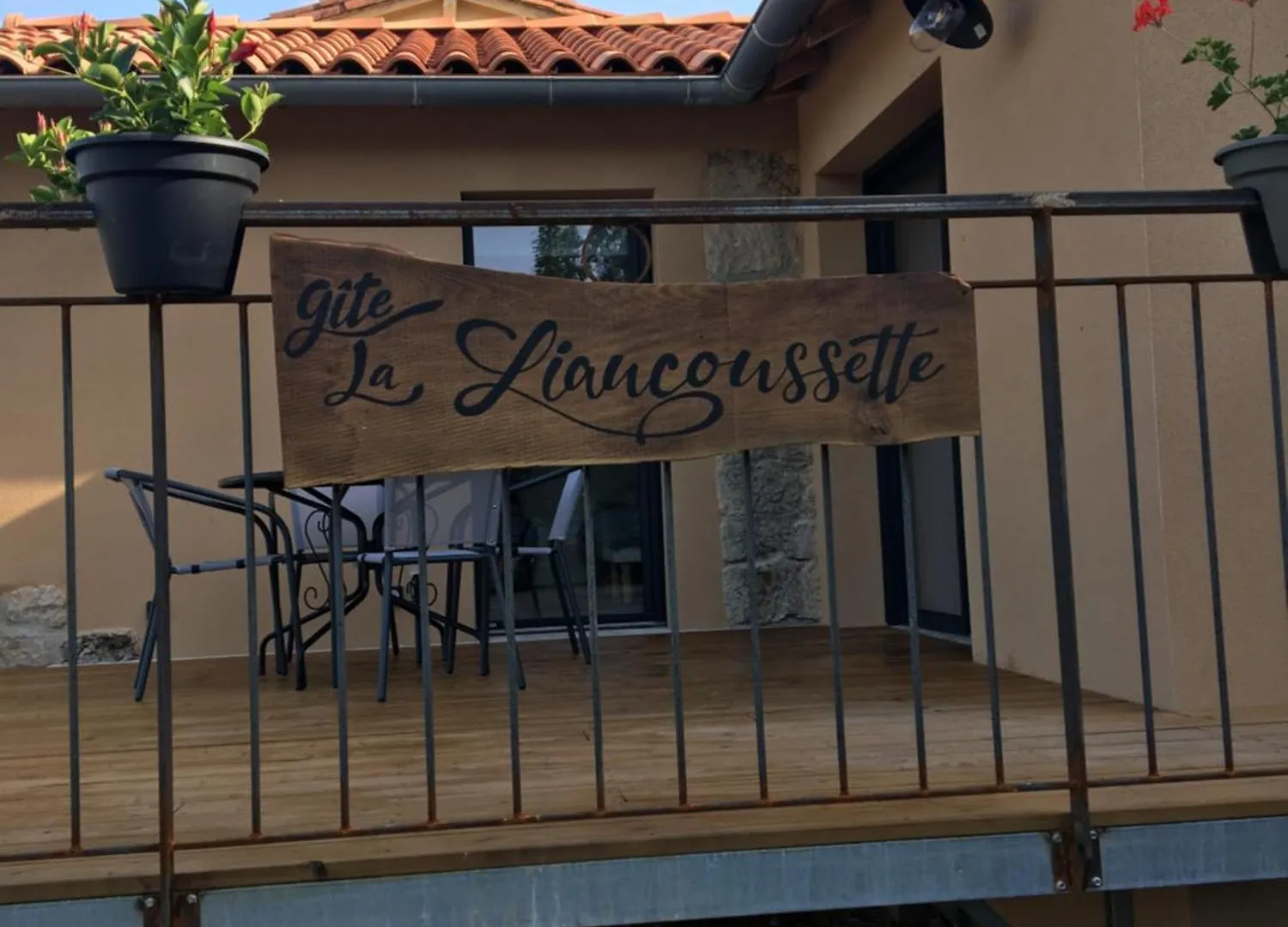 Holiday home Gite La Liaucoussette Mostuejouls