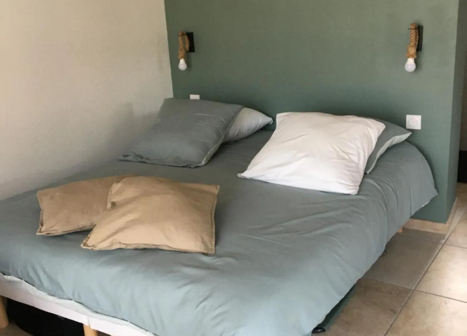 Holiday home Gite La Liaucoussette Mostuejouls